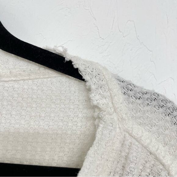 Out From Under White Waffle Knit Cardigan Sweater Womens M Raw Edge Boho Fall - Picture 5 of 8